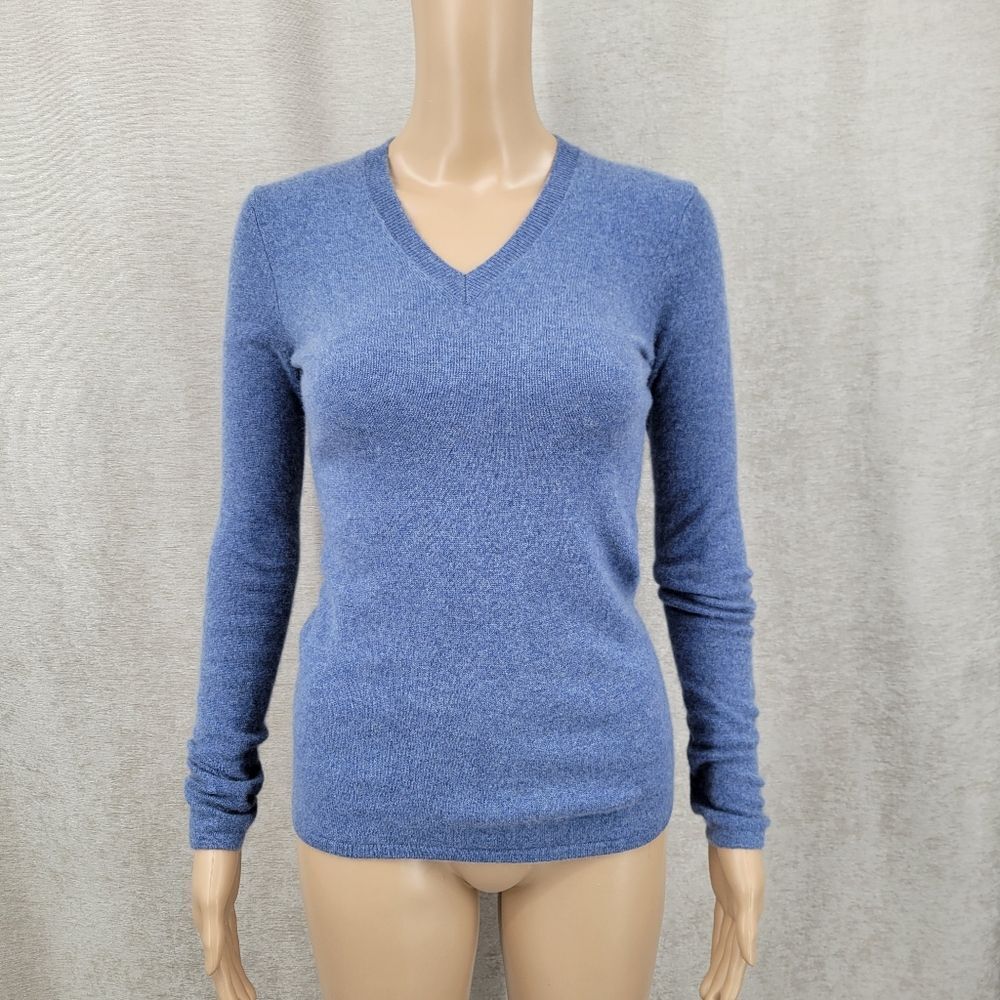 Antonio Melani Cashmere Women's Blue V-Neck Sweater